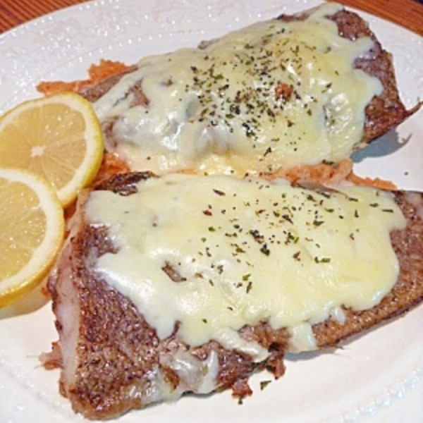 簡単イタリアン 赤舌平目のガーリック チーズソテー レシピ 作り方 By まめもにお 楽天レシピ 簡単イタリアン 赤舌平目のガーリック チーズソテー レシピ 作り方 By まめもにお 楽天レシピ