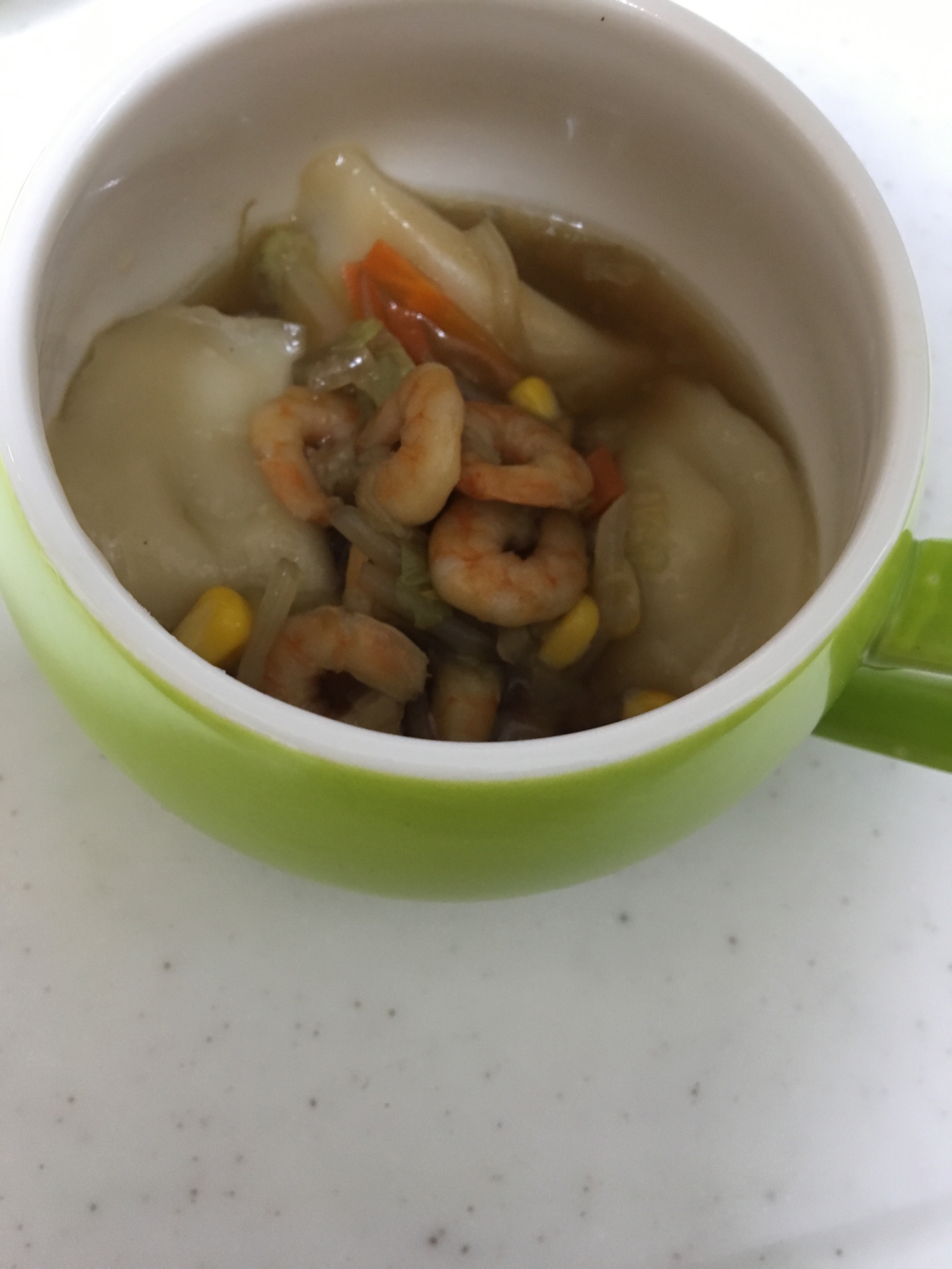 水餃子で☆もやしとコーンの中華風スープ(*^^*)