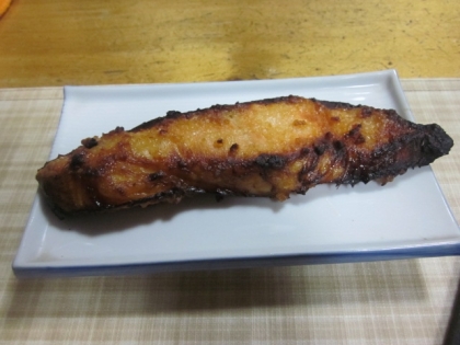 朝食用に弱火で焼いたつもりが焦がしました＞＜
焼き魚が苦手な相方がこれは美味しいねと綺麗に食べてくれました。
塩麹パワーってすごいね＾＾
ごちそうさまでした♪