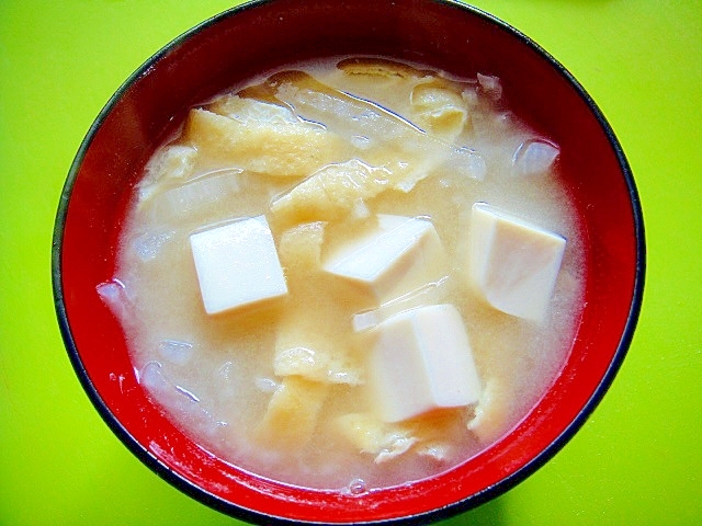 豆腐と大根油揚げの味噌汁 レシピ 作り方 By Mint74 楽天レシピ