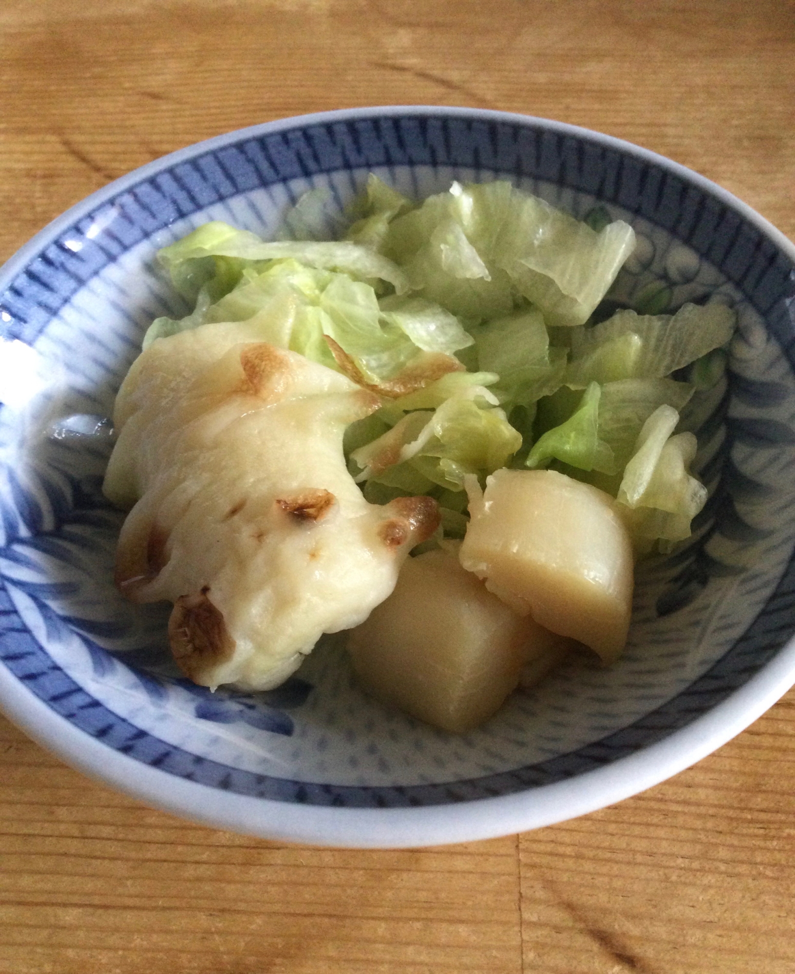 ホタテ貝柱ちくわレタスの煮物♪