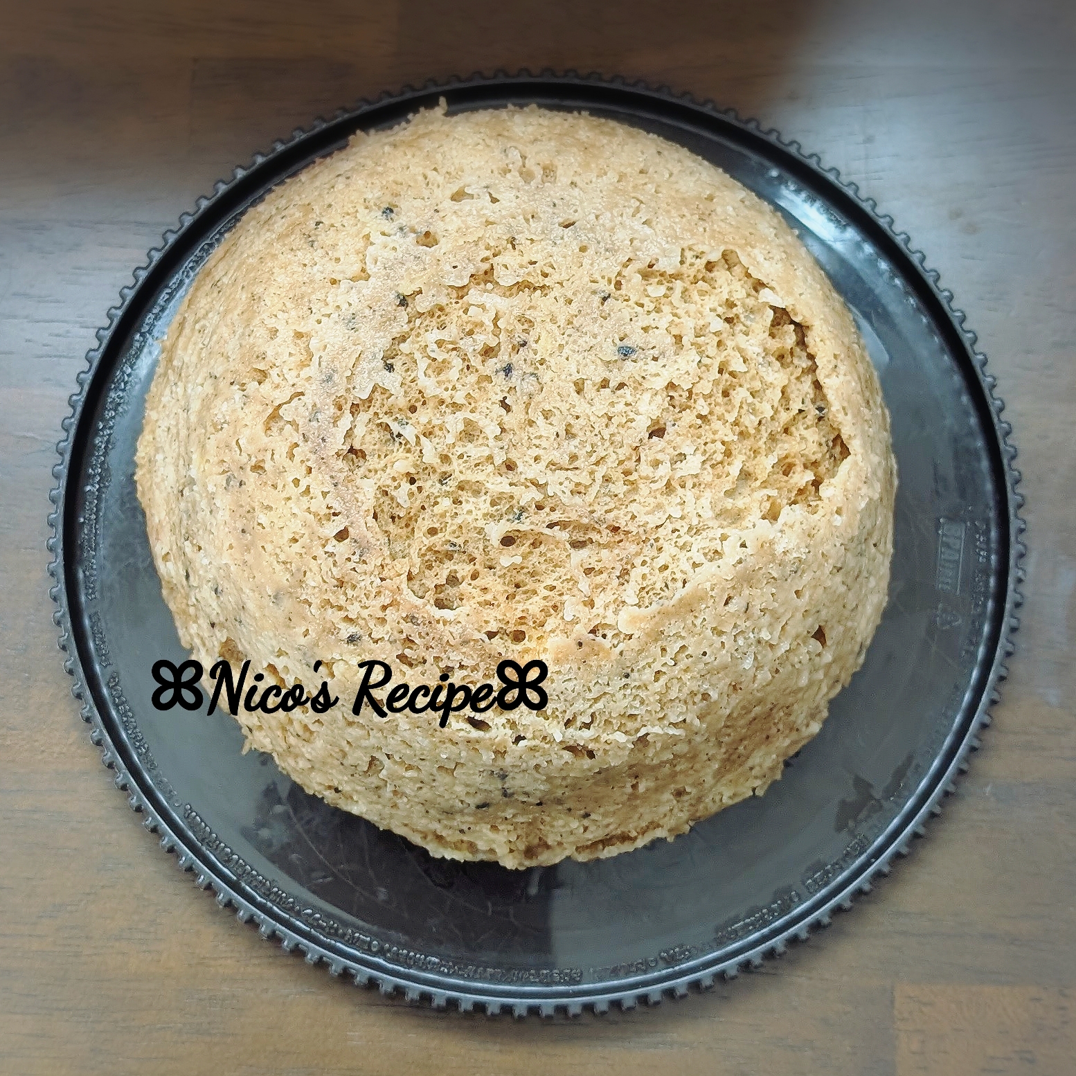 ミルクティーと黒ごまの米粉蒸しパン