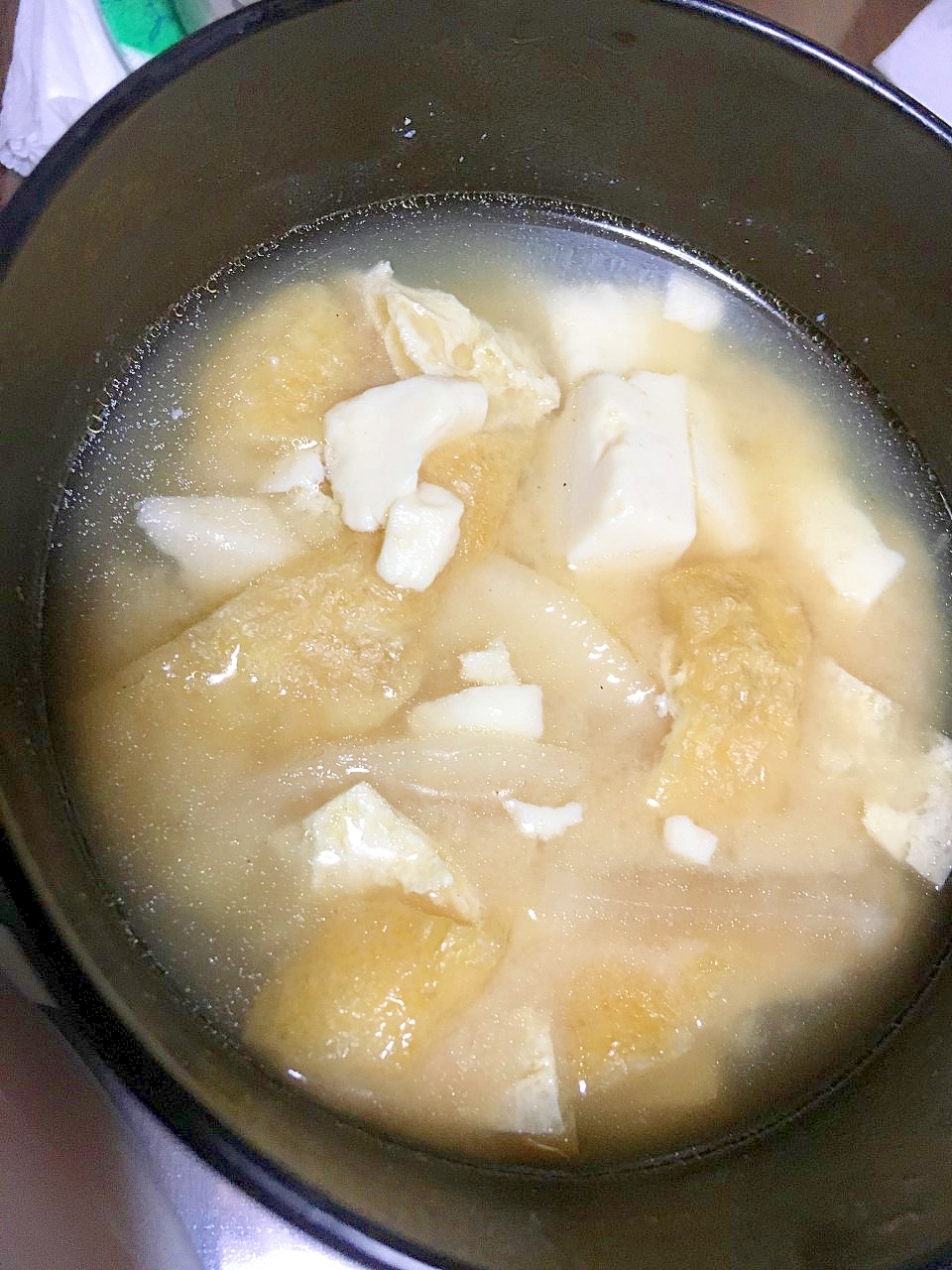 大根と油揚げと豆腐の味噌汁
