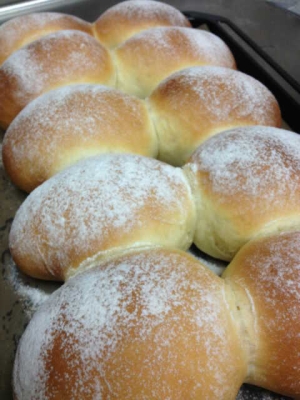 フィリピンのプチパン*パンデサル