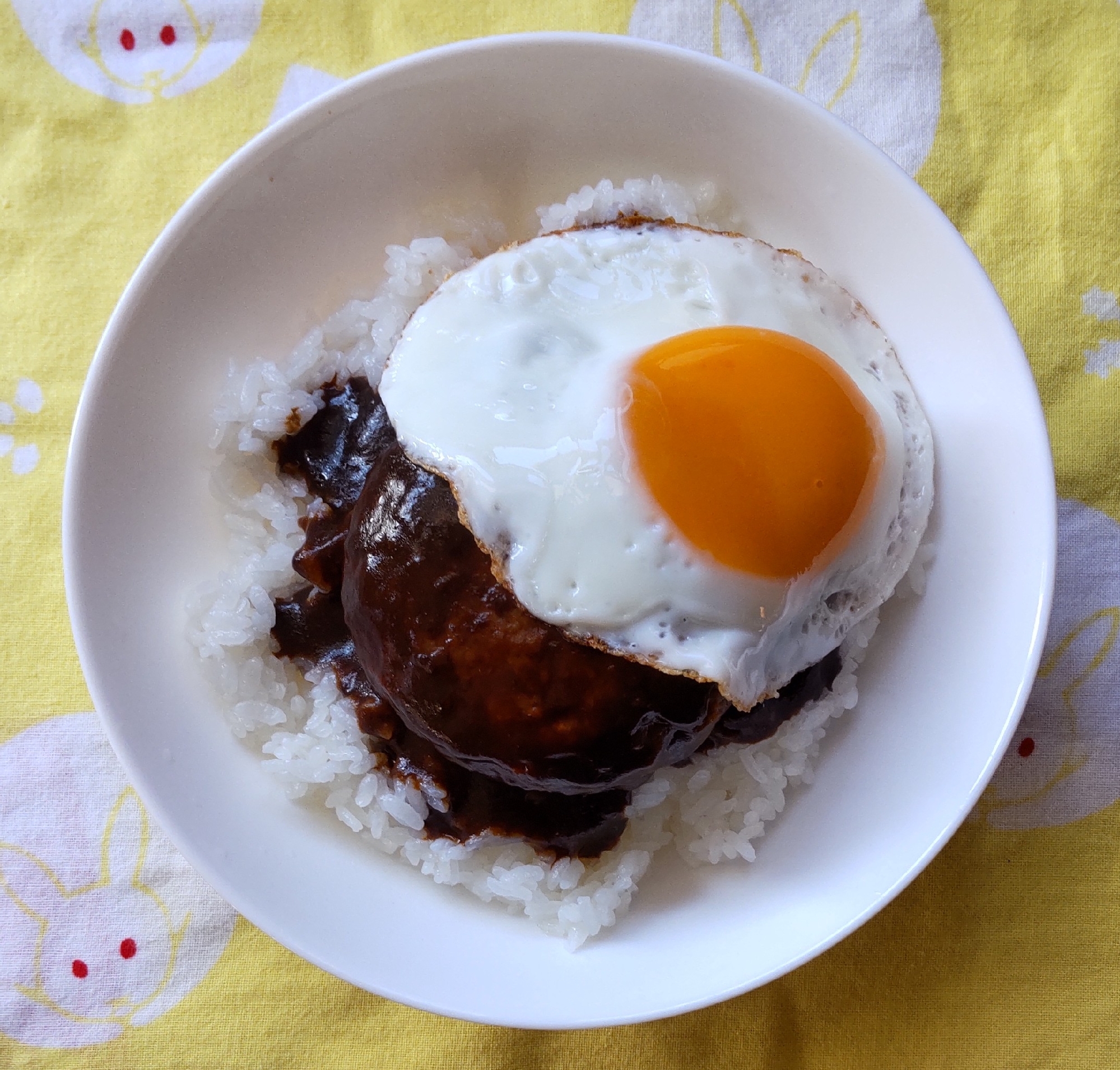 シンプル！ロコモコ丼♪