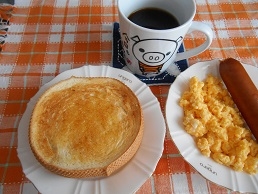 mimi2385さん、こんにちは♪レシピとちょっと違うけどm(__)m
私の朝食に作りました。美味しかったです❤ごちそうさま(*^_^*)