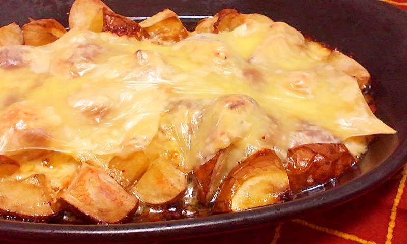 ほくほく香ばしい明太マヨチーズのベイクドポテト