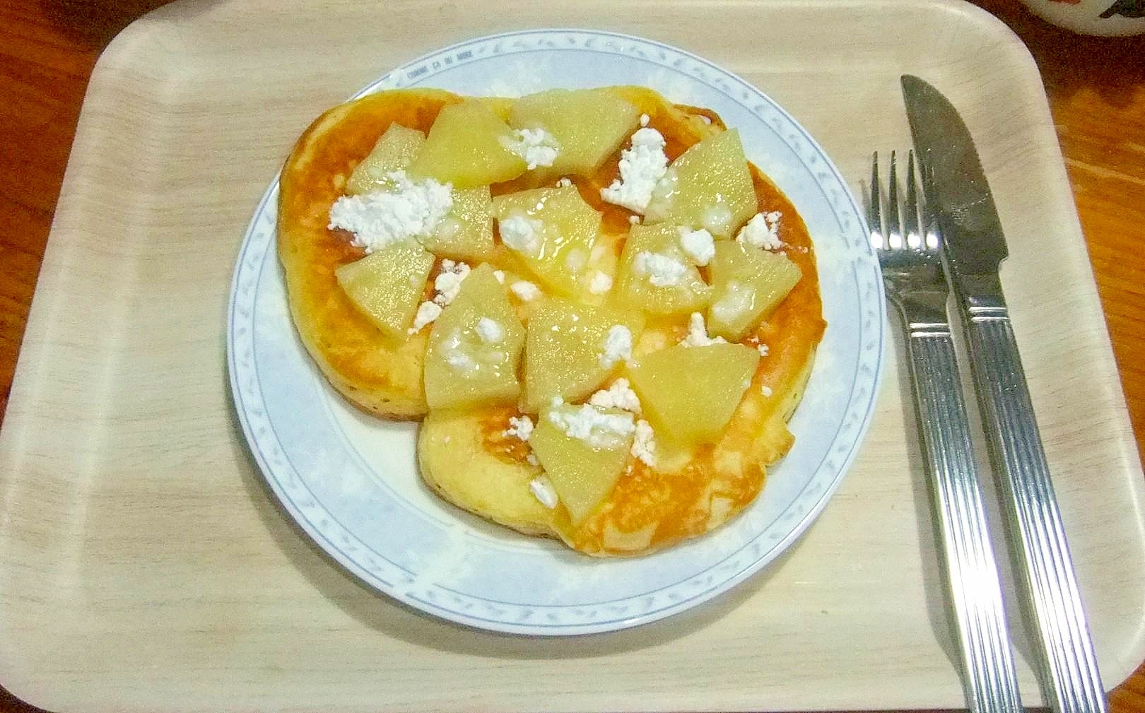 パインのせパンケーキ
