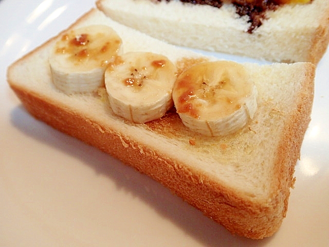 バナナの黒蜜きな粉トースト