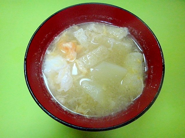 じゃがいもと油揚げ卵の味噌汁