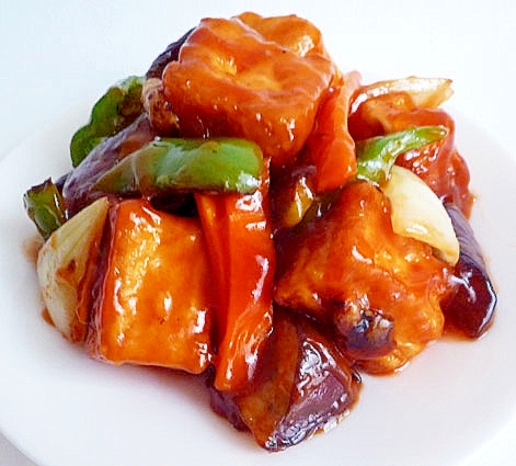 肉の代わりに厚揚げで 酢豚風炒め