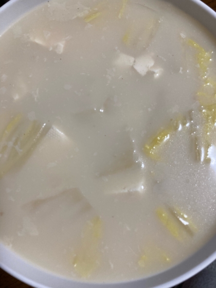 豆腐と野菜の豆乳スープ