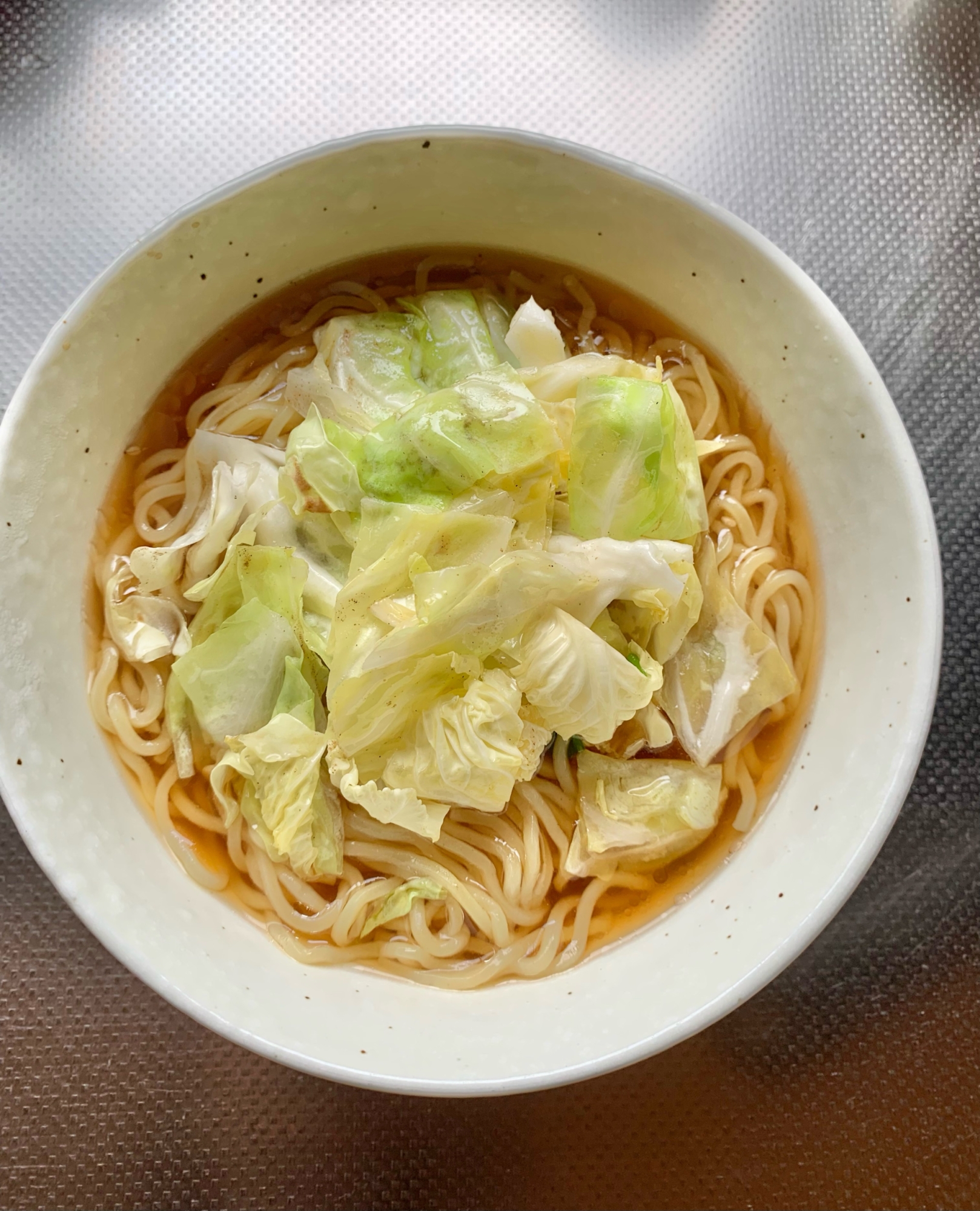 キャベツ炒めのせ醤油ラーメン