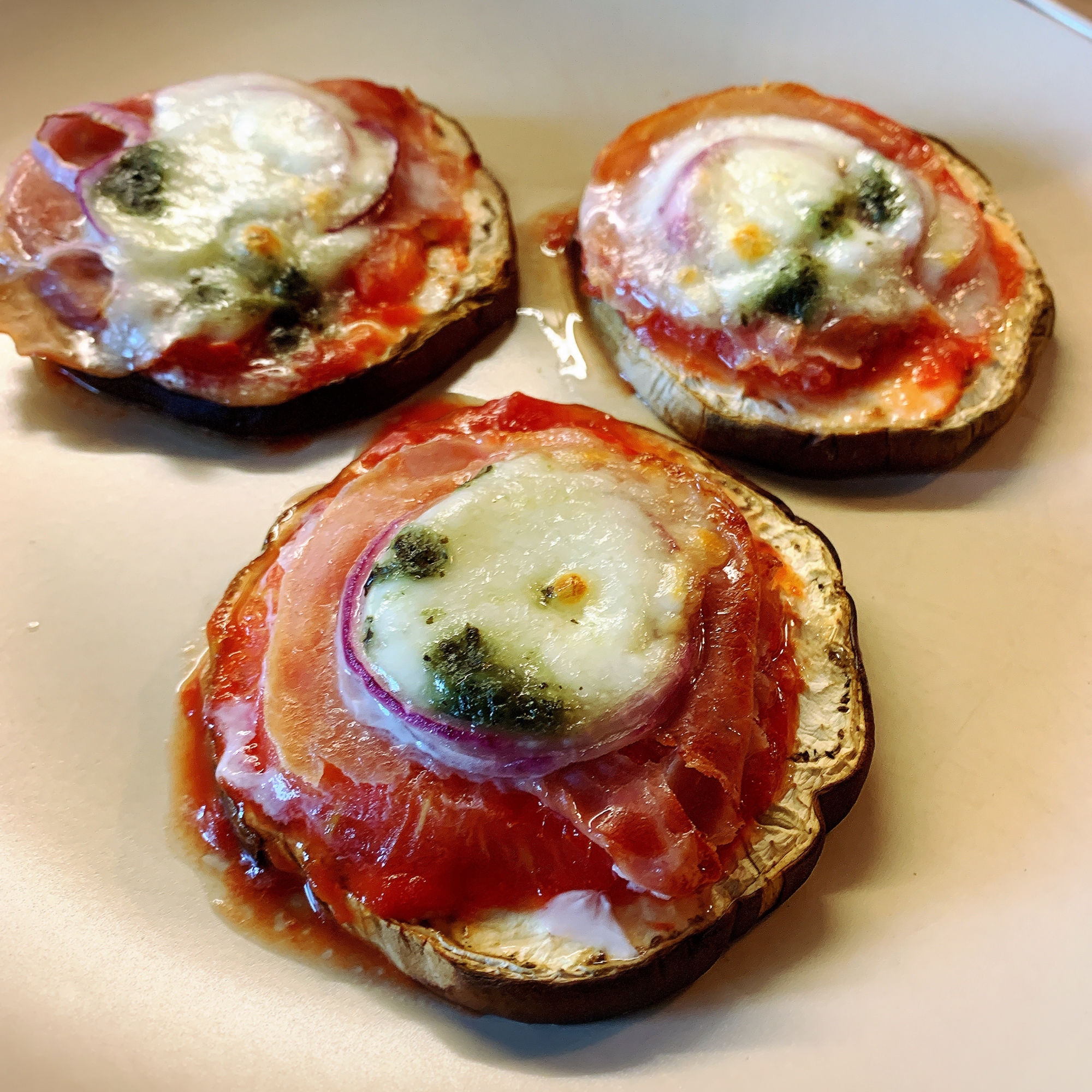 手軽におつまみ〜ナスとトマトのオーブン焼!