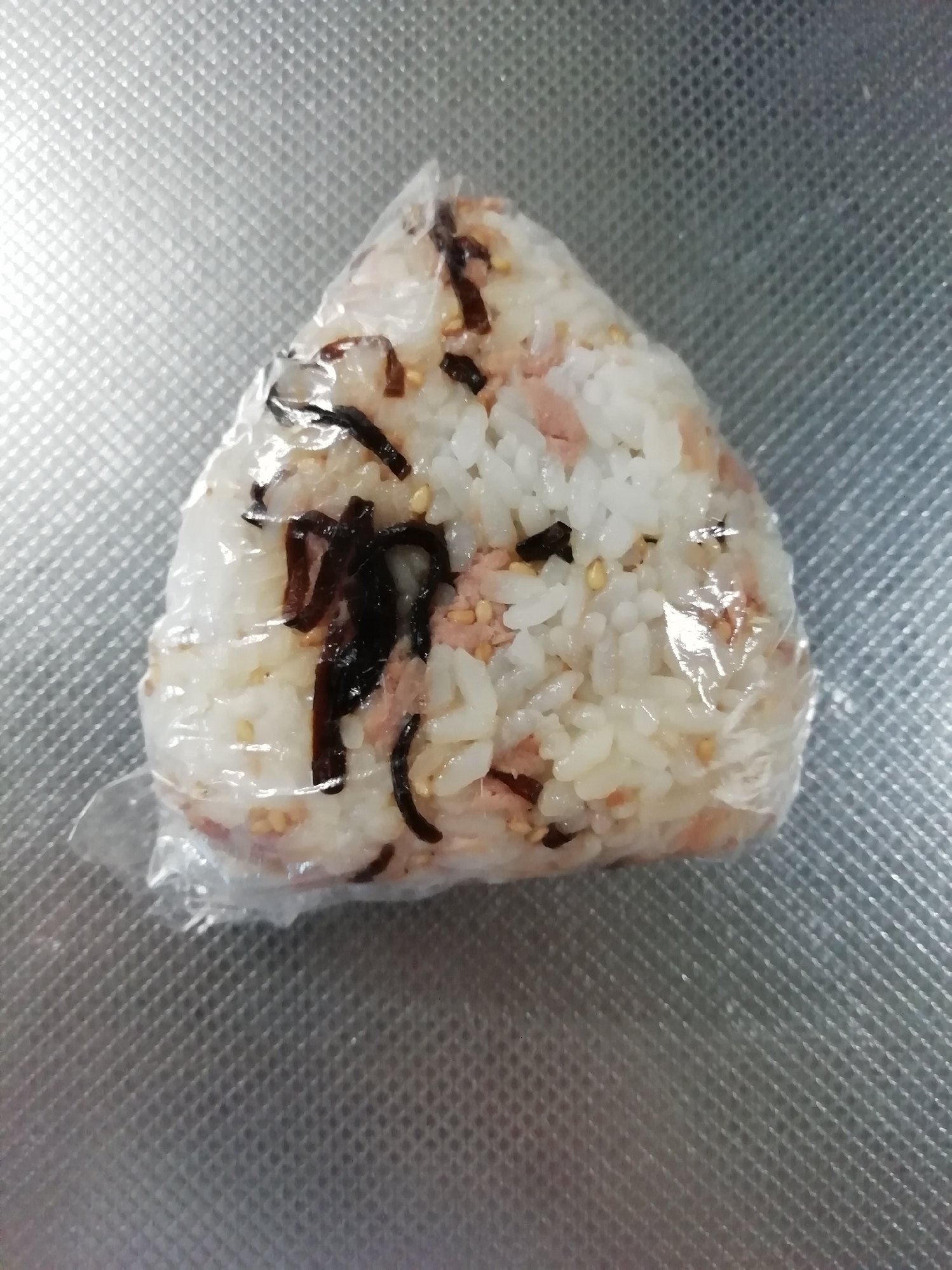 おにぎり＊ツナと塩昆布