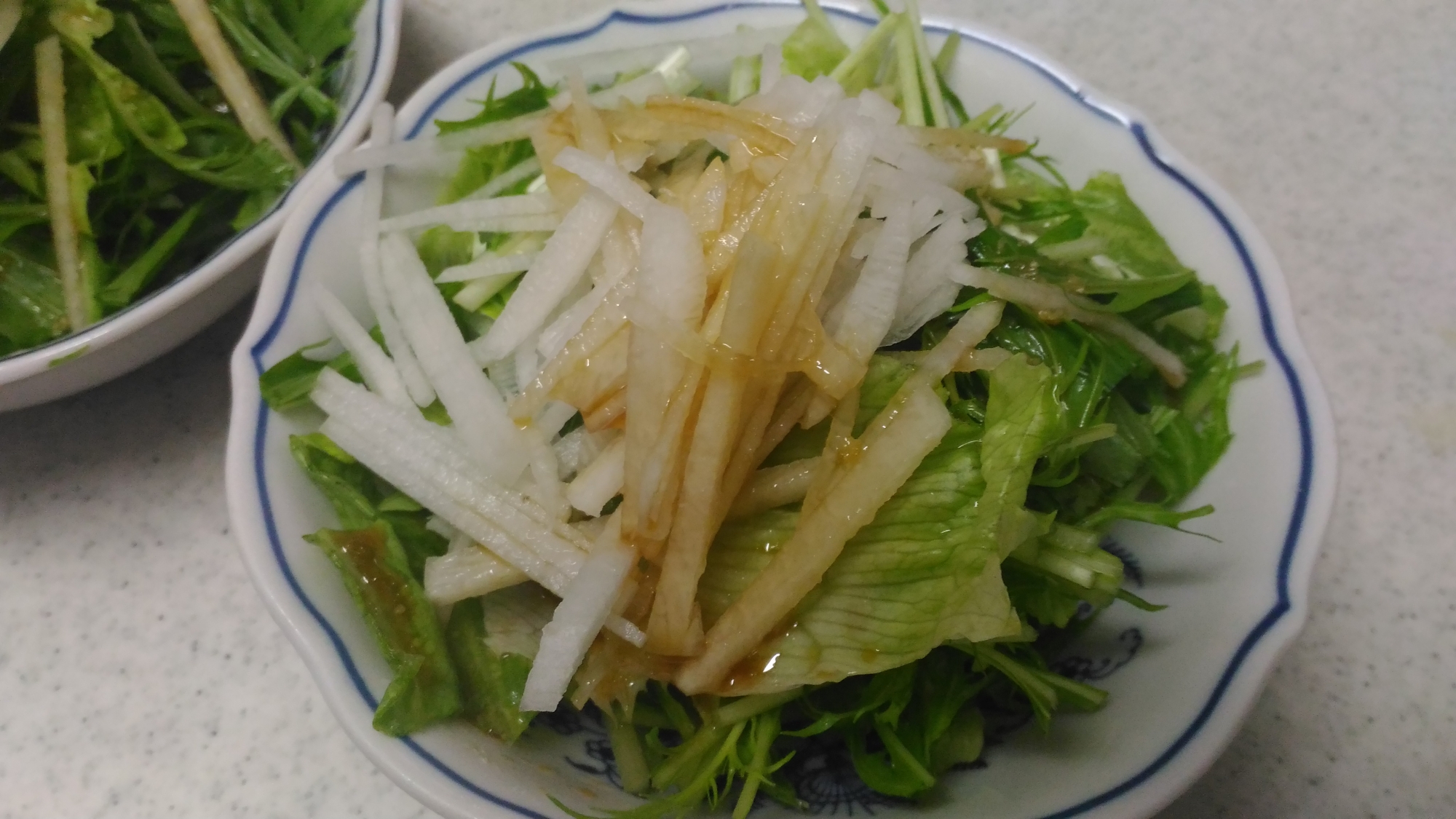 水菜とレタス、大根の和風サラダ