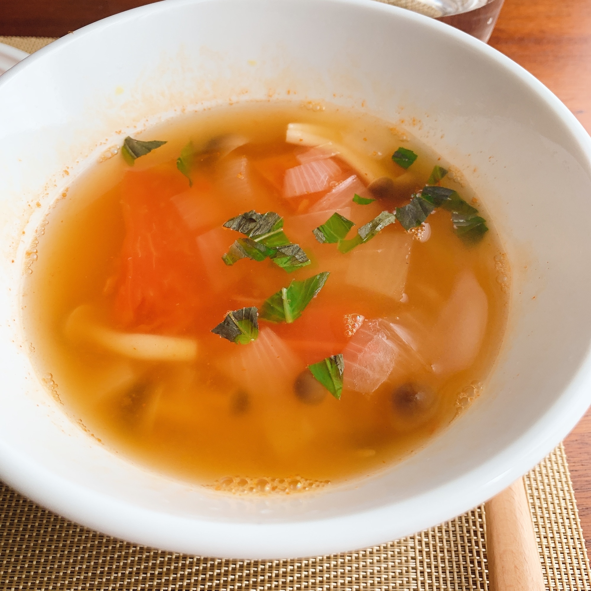 味の素kkコンソメ で野菜などを煮込みスープを作る場合はどのタイミングで入れればよいですか お客様相談センター 味の素株式会社