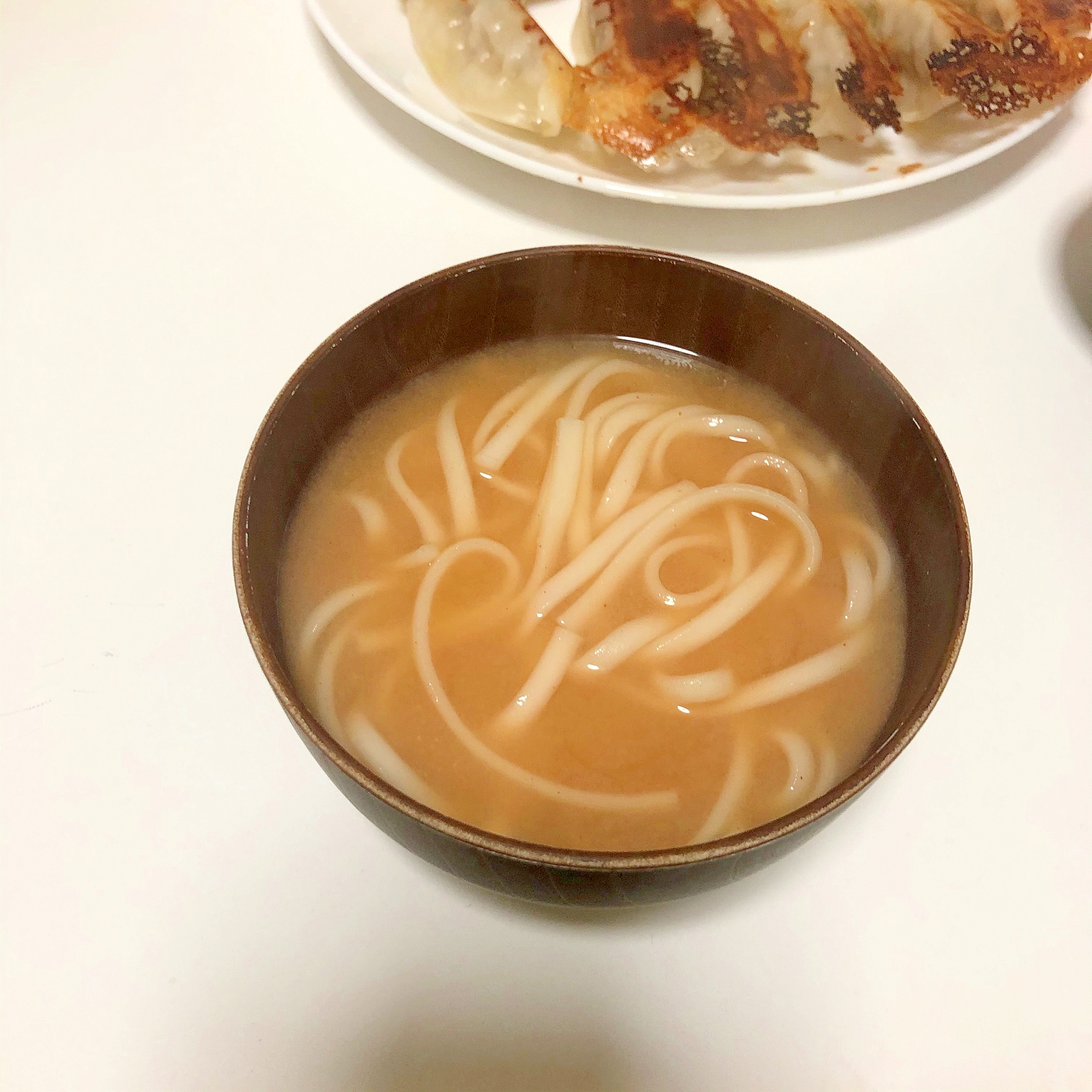 ちょっぴり辛い　うどんのお味噌汁♪