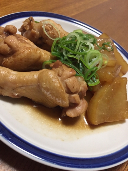 柔らかい鶏に味の染みた大根！
思わず食べ過ぎそうでした。
とても美味しかったです。今度皆んなが集まる時のメニューにします！ご馳走様でした！