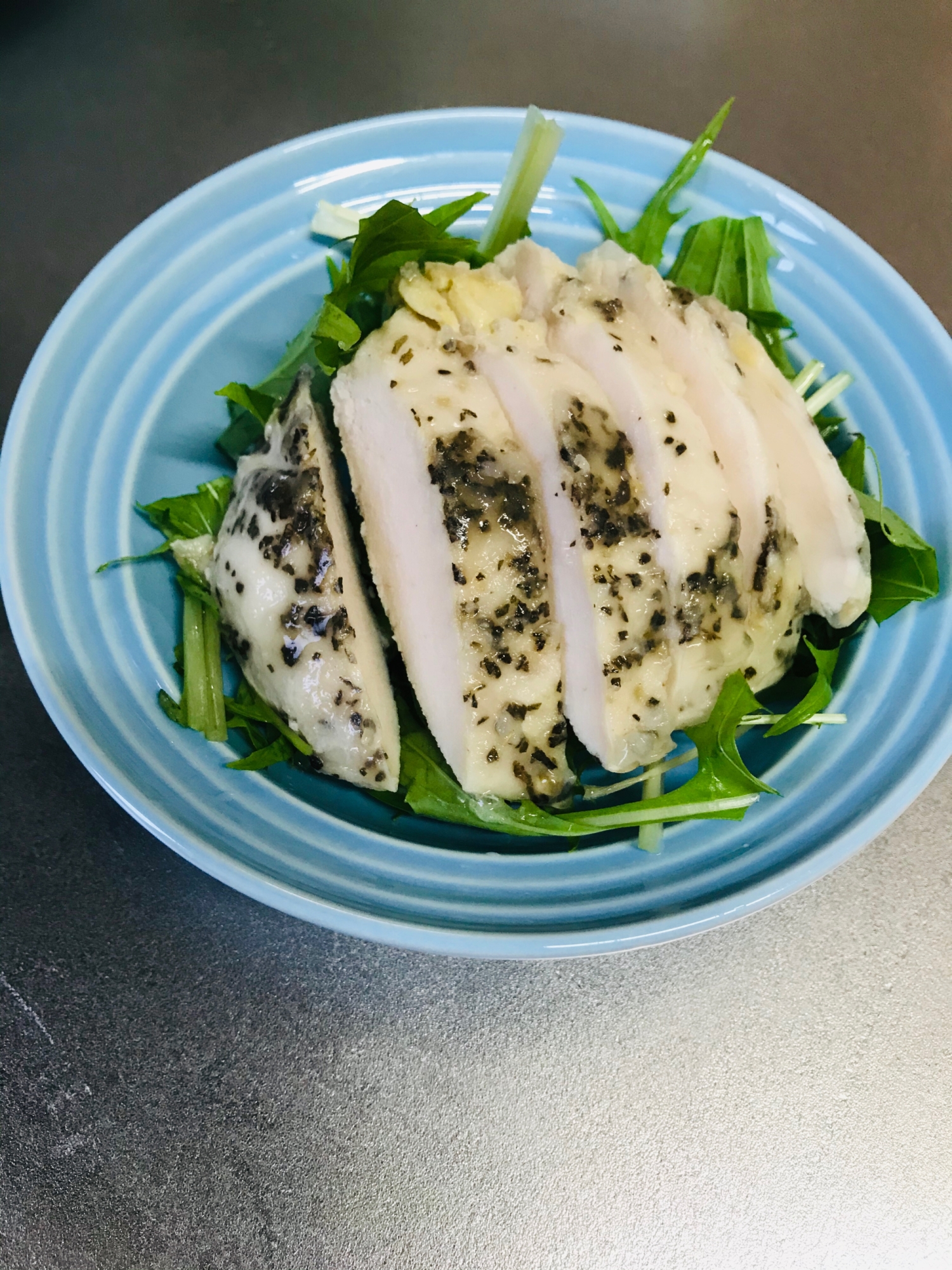 バジルサラダチキン レシピ 作り方 By はるちゃん0804 楽天レシピ バジルサラダチキン レシピ 作り方 By はるちゃん0804 楽天レシピ