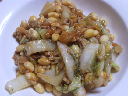 白菜と水煮大豆のケチャップ煮（チリコンカン風）