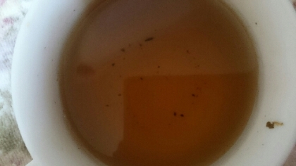 カモミール紅茶お洒落な雰囲気(^^)
マンゴーのシロップで作りましたらこれも不思議な未知のお味でした(笑おいしいです)