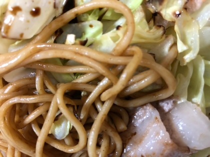 一味プラスするだけで、美味しい焼きそばが出来ます。