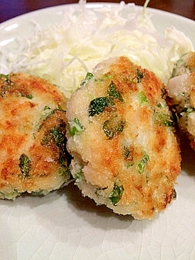 鶏胸肉と空心菜のメンチ♡