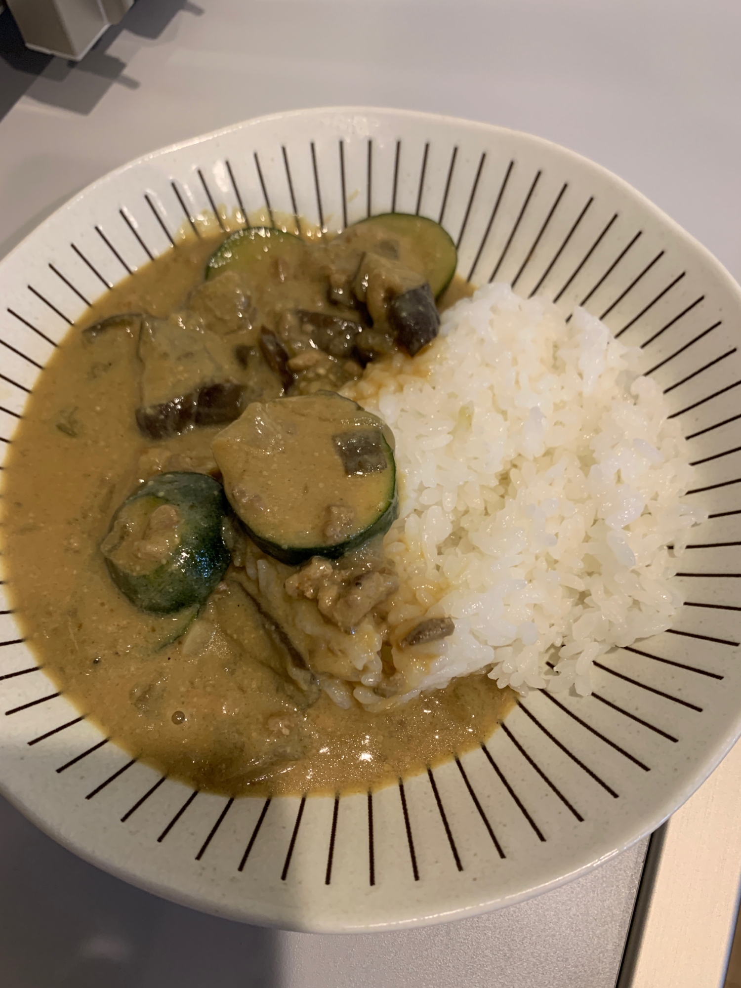 夏野菜で、まろやか豆乳カレー