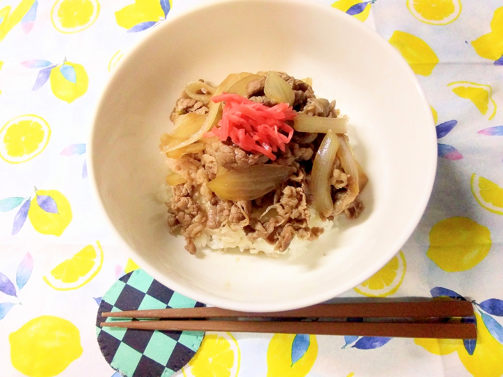 癖になる牛丼　牛肉丼