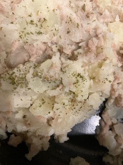 マッシュポテト　パセリ入り