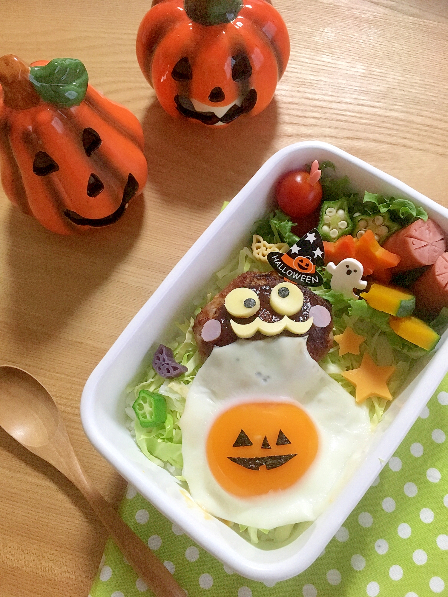 簡単キャラ弁☆ハロウィン的ロコモコ丼弁当♪