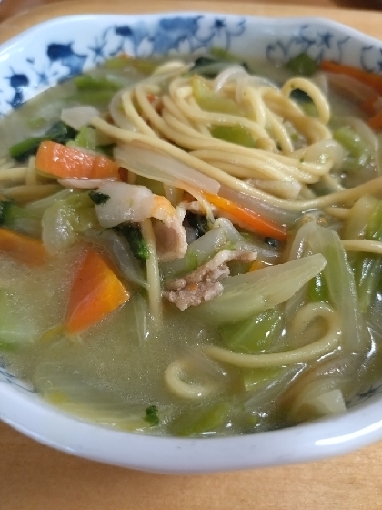 隠し味に味噌♬ちゃんぽん風スープ