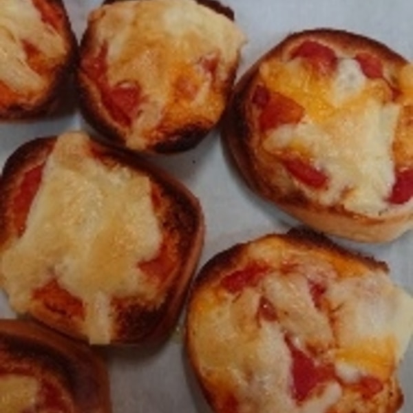 ディナーロールでピザパン レシピ 作り方 By 育ち盛り3人ママ 楽天レシピ ディナーロールでピザパン レシピ 作り方 By 育ち盛り3人ママ 楽天レシピ