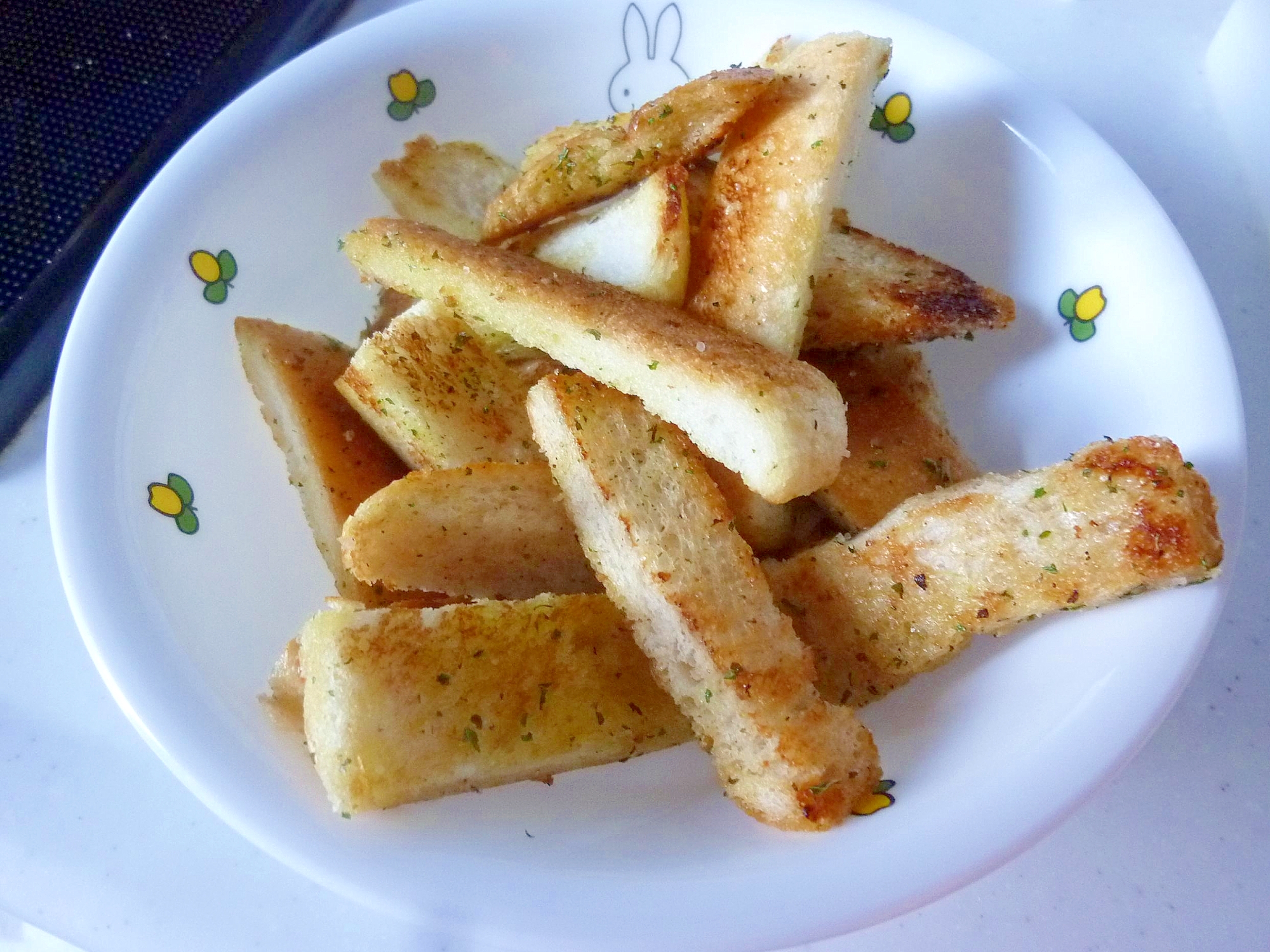 ☆パンの耳 de おつまみラスク 塩味☆