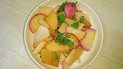 二十日大根と大根の紅白しょうゆ炒め レシピ 作り方 By Happy Days 楽天レシピ 二十日大根と大根の紅白しょうゆ炒め レシピ 作り方 By Happy Days 楽天レシピ