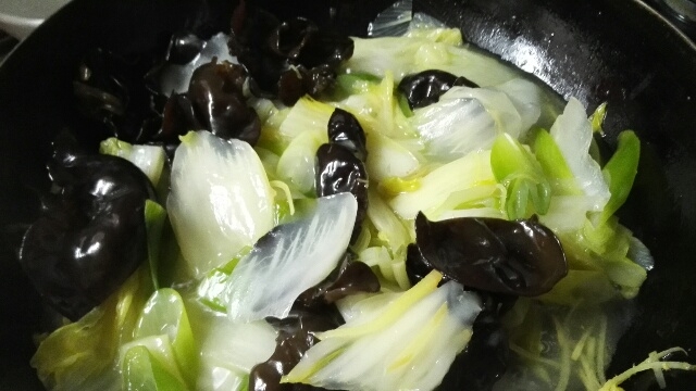 白菜とキクラゲのとろみ煮