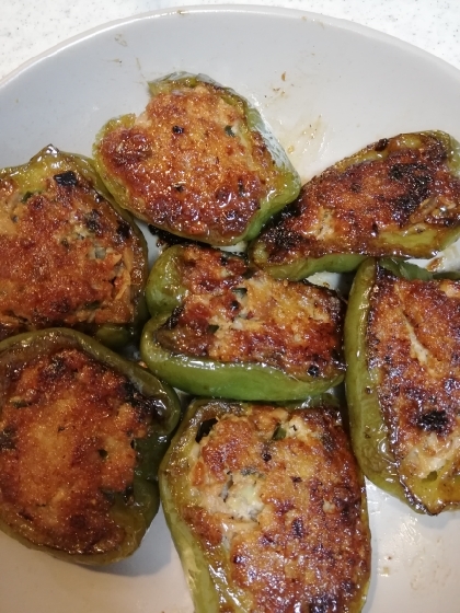 ニラ入り✿肉詰めピーマン焼き