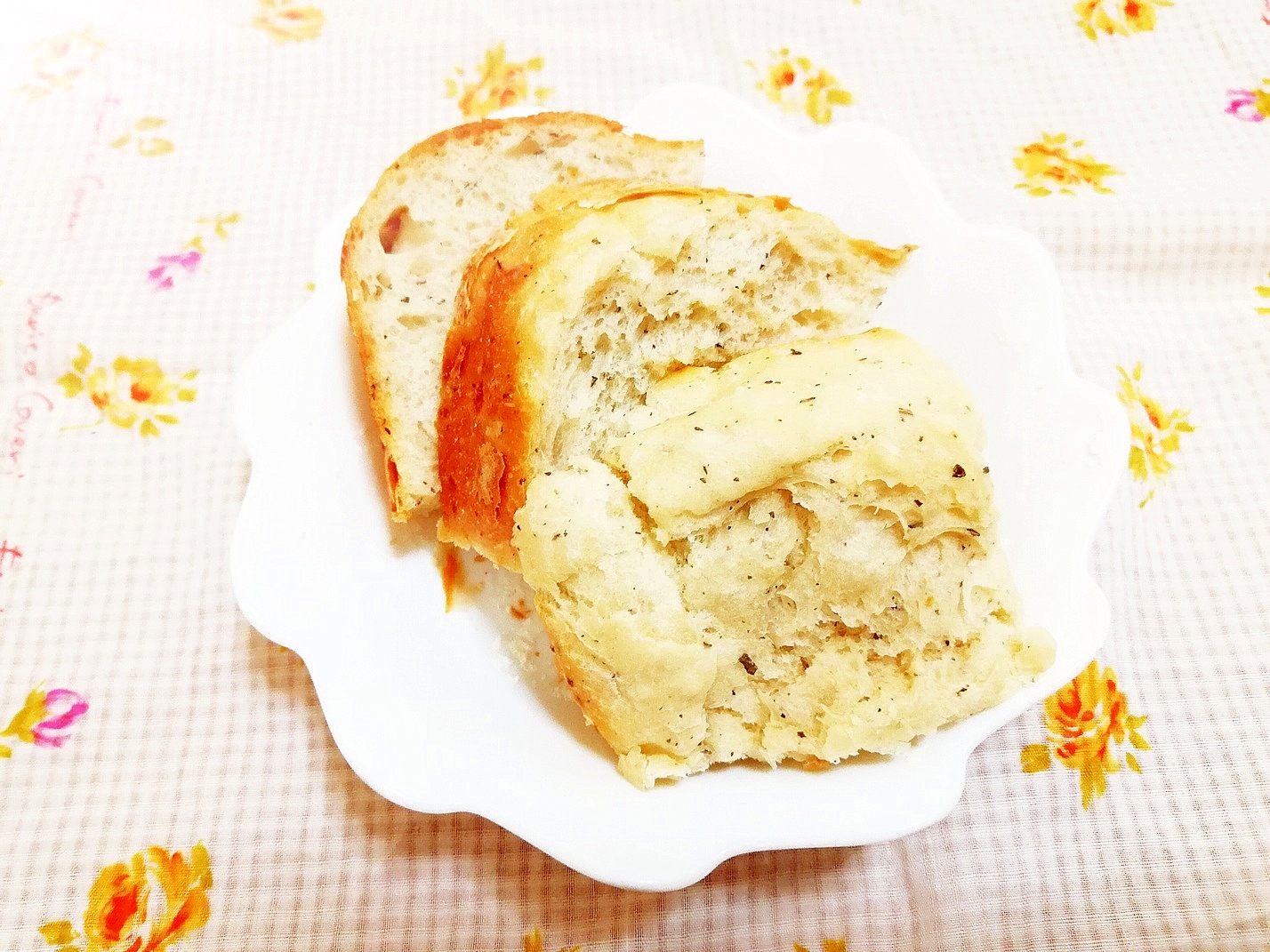 バジル風味♪薄力粉で作るHB御飯パン