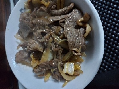 簡単男飯！ボリューム満点焼肉牛丼