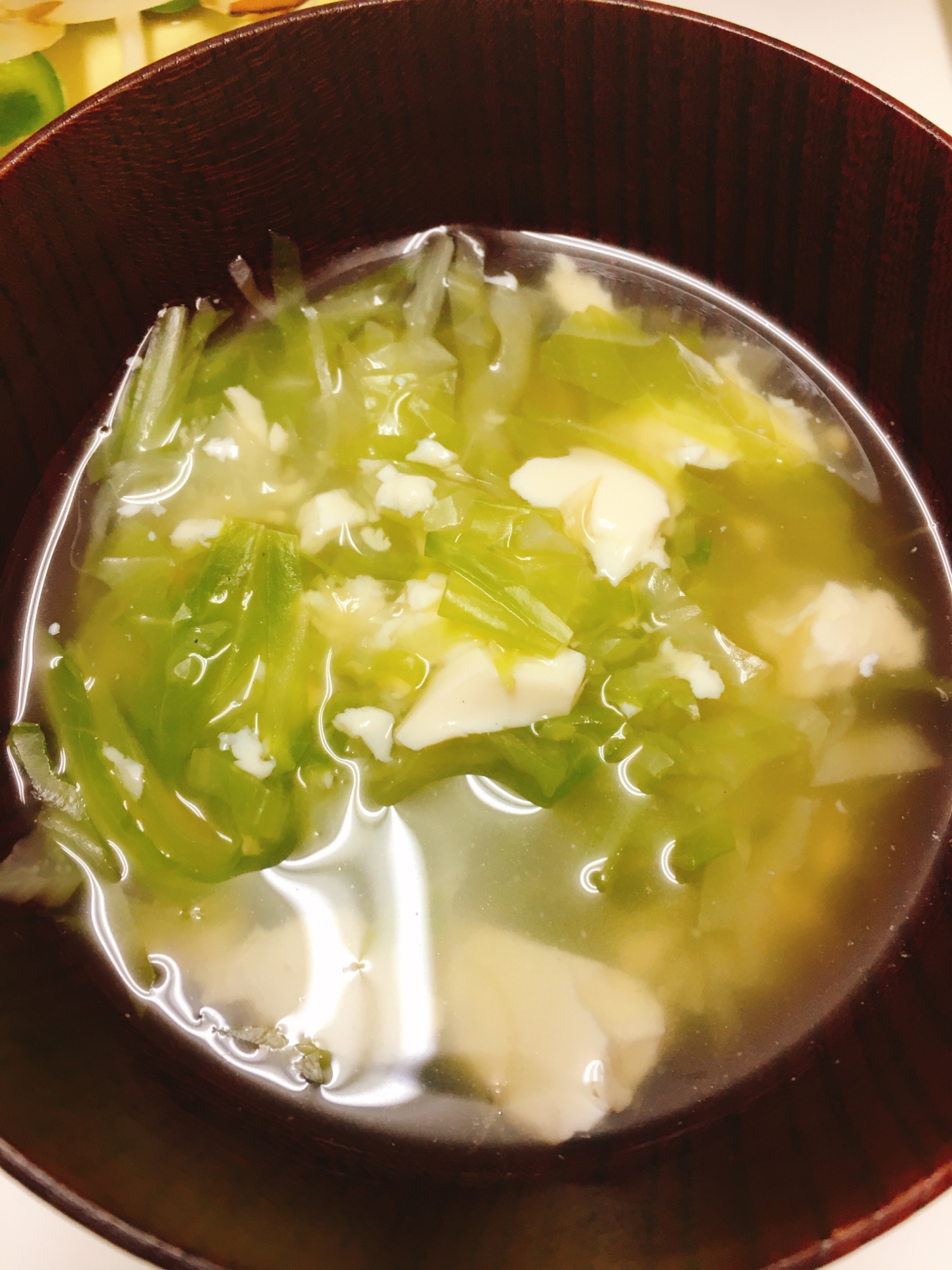 キャベツとくずし豆腐のスープ