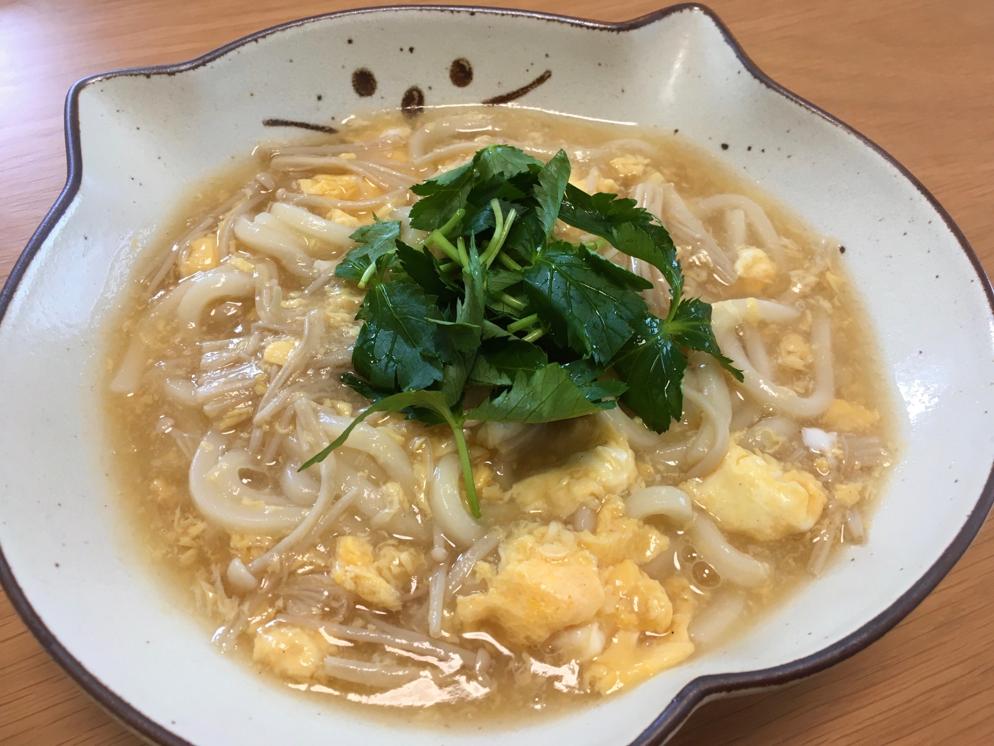 三つ葉のせ♪卵とじあんかけうどん