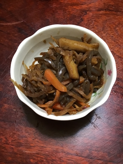 お惣菜屋さん仕込みの昔ながらの切り干し大根煮