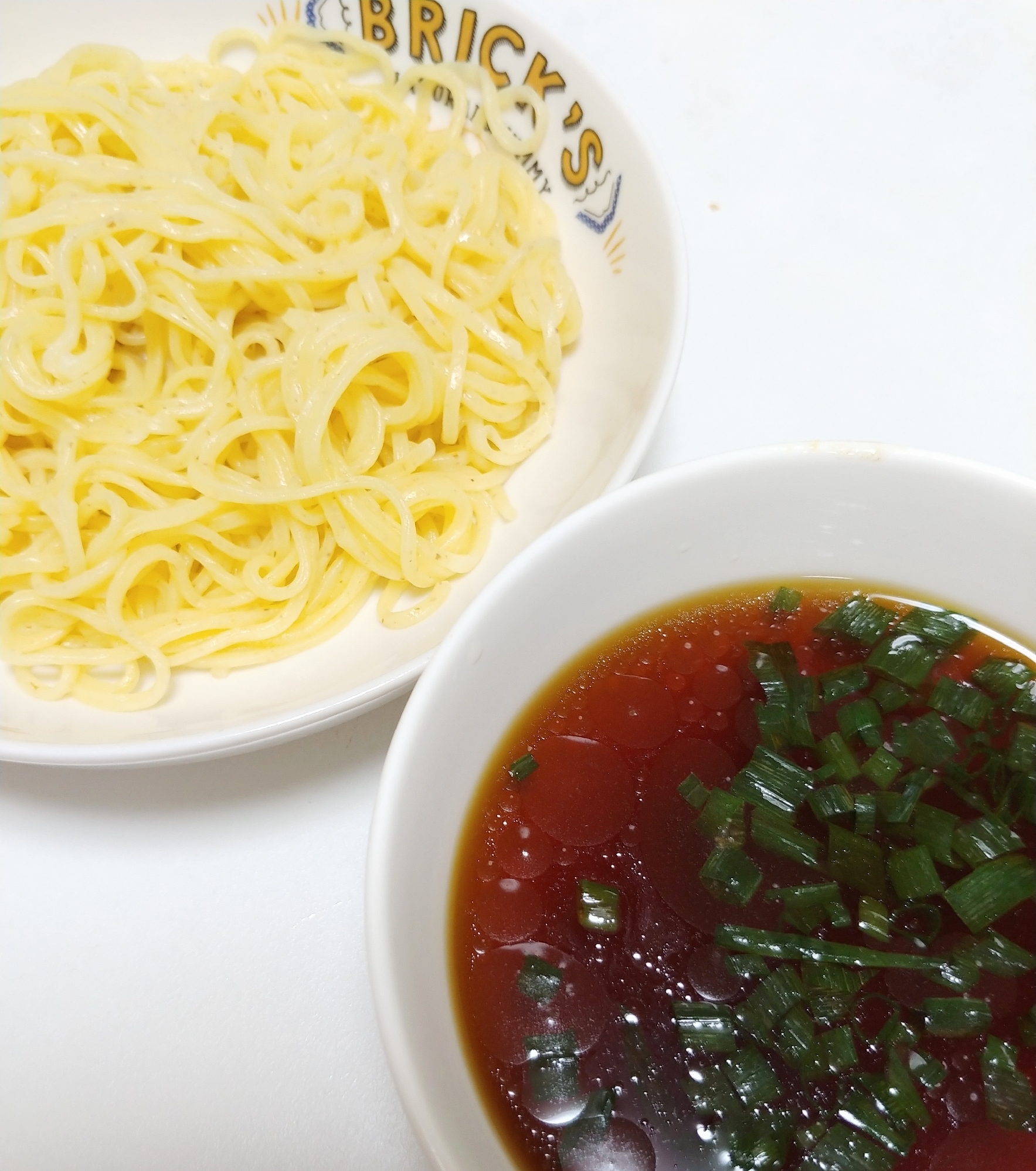 おやつや夜食に！インスタント麺で作る♡つけ麺♪