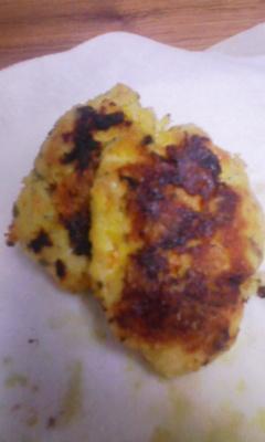 子供用　揚げないお豆腐チキンナゲット