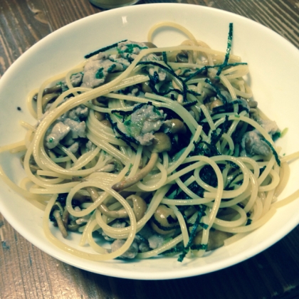 株つきなめこと豚肉の和風パスタ