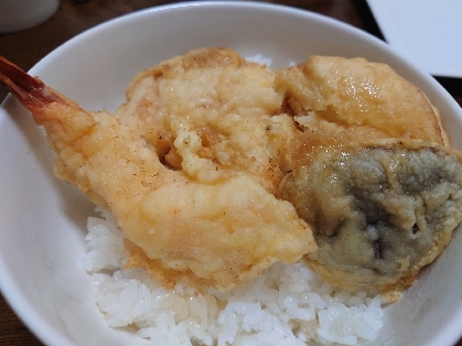 甘辛くて本格的でした！
残り物の天ぷらを美味しくいただきました(^^)