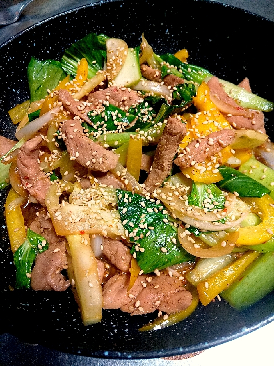 焼肉のたれで簡単★ヒレ肉と野菜炒め