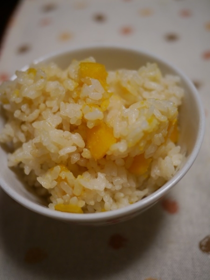 息子が掘った安納芋で作りました。皮をむいたので崩れ気味でしたが、とってもおいしかったです♪
