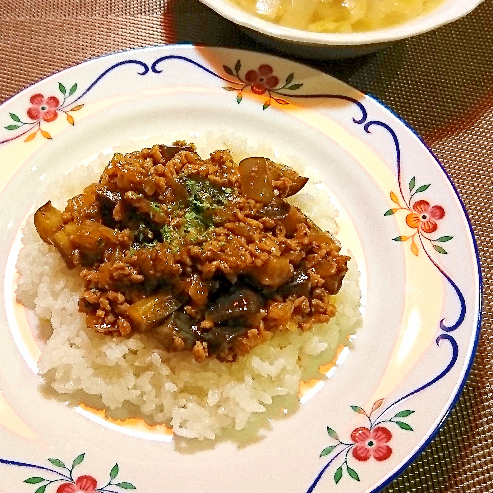 なすミート丼